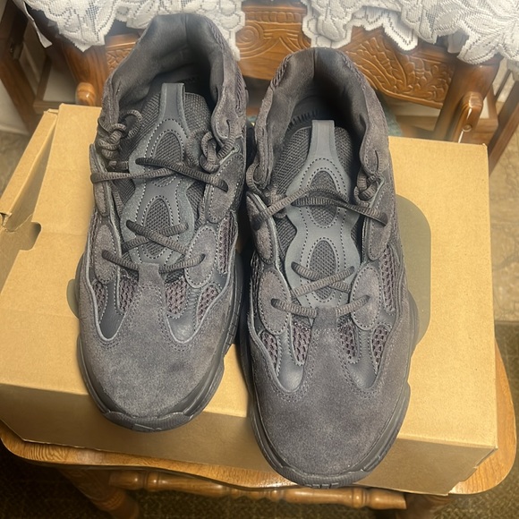 Yeezy 500 UTILITY - Size 13- WORN ONCE-Original box, no sole. LIKE NEW!!! - Picture 3 of 3